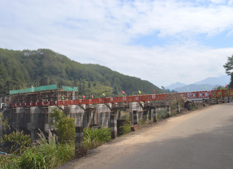 成都钢栈桥施工的关键要点及维护与拆除注意事项